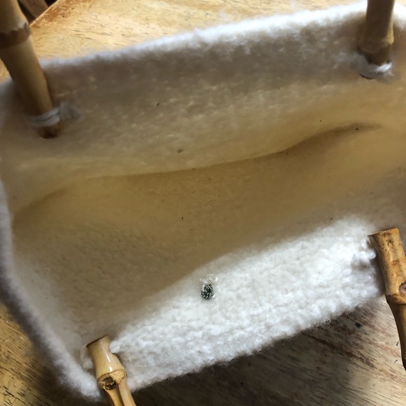 Cutie Handmade Ivory Sweater Purse Bag with Wooden Handles - Picture 5 of 7